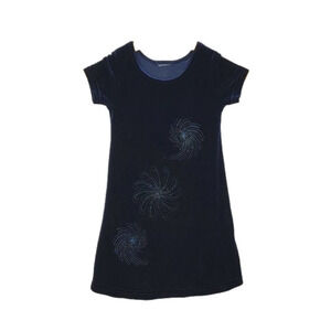 UNBRANDED little girl velvet background and  little flower firework detail